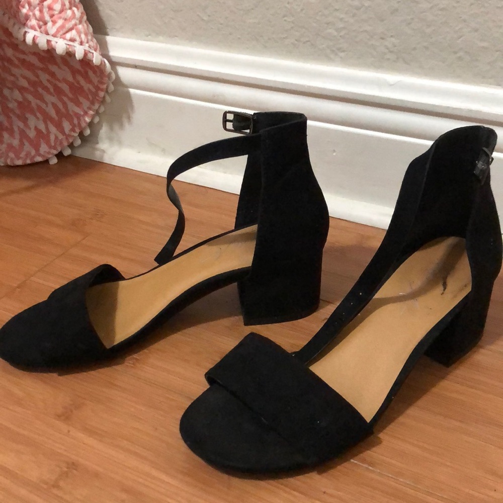 Black short heels
